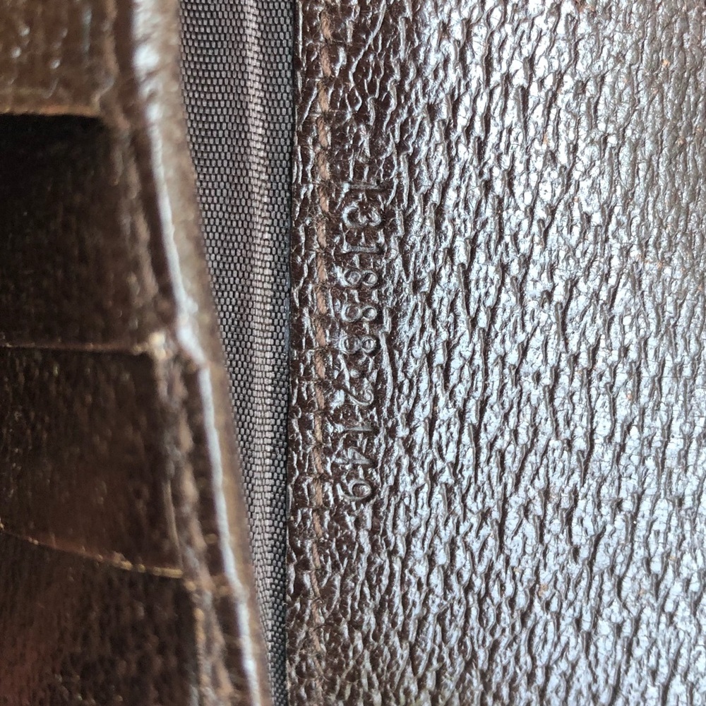 Authentic Gucci wallet - Picture 7 of 8